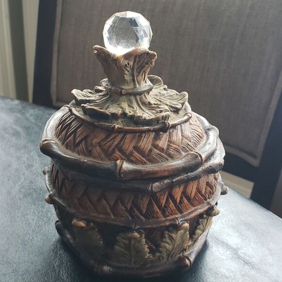 Trinket Box with Crystal Accent - Picture 2 of 9